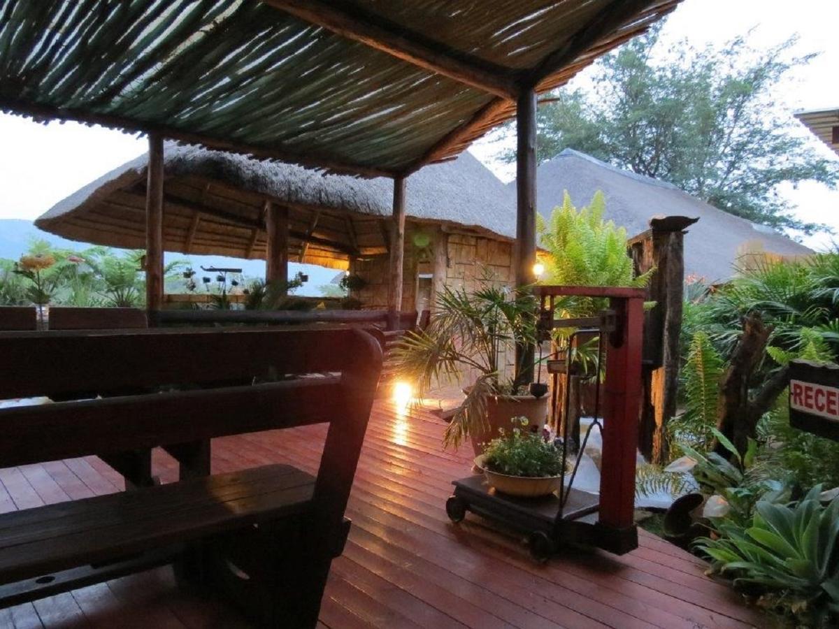 Guinea Feather Country Lodge & Spa Groblersdal Extérieur photo